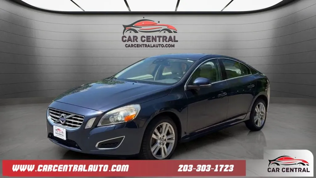 2011 Volvo S60 T6 AWD Auto's photo
