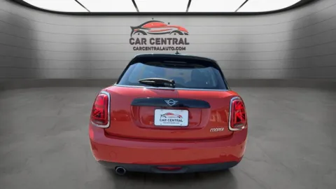 More photos of 2020 MINI Cooper Signature at Car Central Wallingford, CT