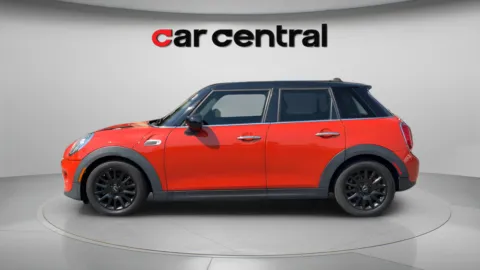 Photos of 2020 MINI Cooper Signature for sale in Wallingford, CT at Car Central Wallingford
