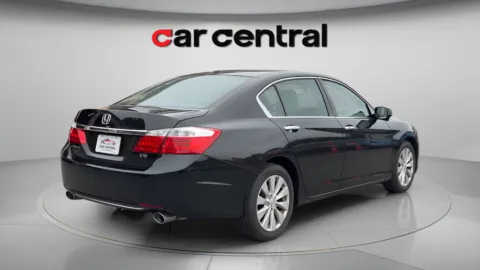 More photos of 2014 Honda Accord EX-L at Car Central Wallingford, CT