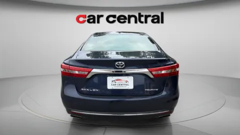 More photos of 2016 Toyota Avalon Touring at Car Central Wallingford, CT