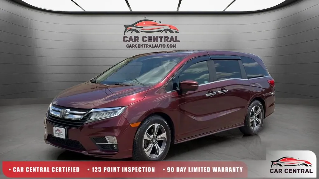 2019 Honda Odyssey Touring's photo