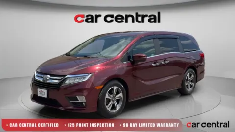 Red 2019 Honda Odyssey Touring for sale in Wallingford, CT