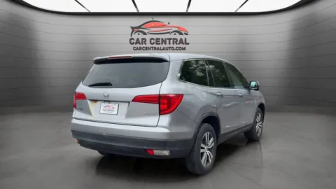 More photos of 2016 Honda Pilot EX-L at Car Central Wallingford, CT
