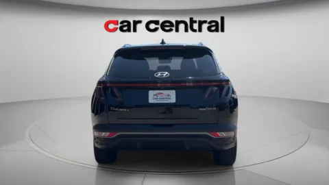 More photos of 2022 Hyundai Tucson Hybrid SEL Convenience at Car Central Wallingford, CT