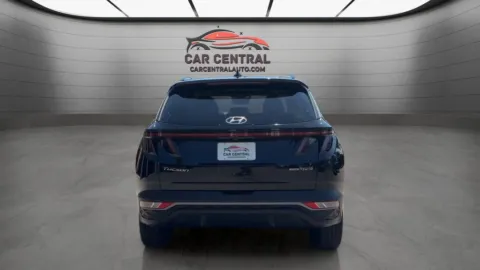 More photos of 2022 Hyundai Tucson Hybrid SEL Convenience at Car Central Wallingford, CT