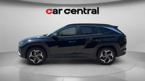 Photos of 2022 Hyundai Tucson Hybrid SEL Convenience for sale in Wallingford, CT at Car Central Wallingford