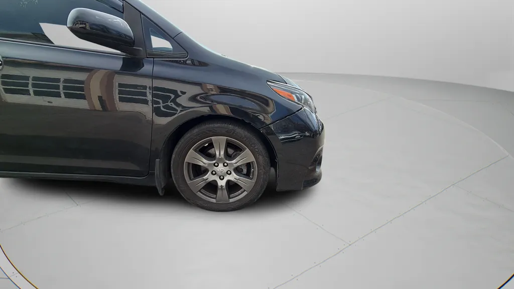 2017 Toyota Sienna SE Premium - Photo 30