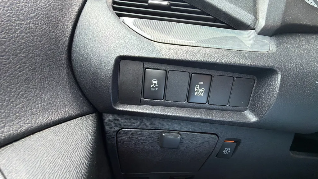2017 Toyota Sienna SE Premium - Photo 18