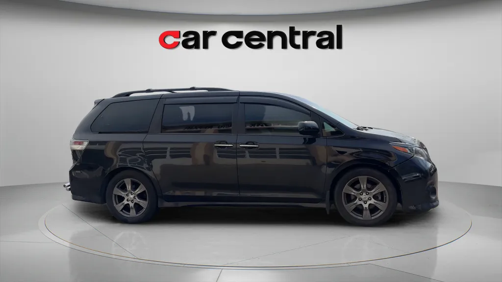 2017 Toyota Sienna SE Premium - Photo 6