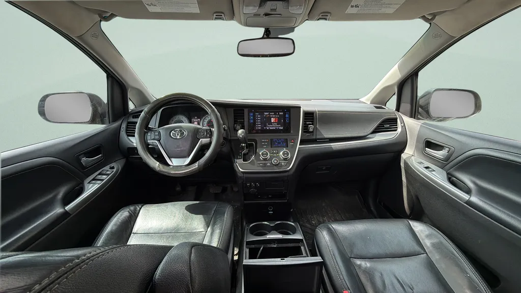 2017 Toyota Sienna SE Premium - Photo 10