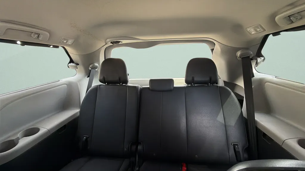 2017 Toyota Sienna SE Premium - Photo 25