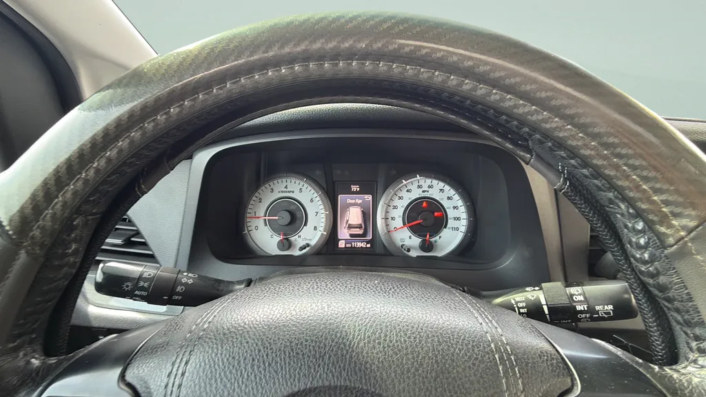 2017 Toyota Sienna SE Premium - Photo 13