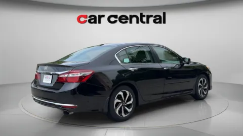 More photos of 2016 Honda Accord EX-L at Car Central Wallingford, CT