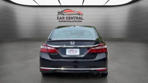 More photos of 2016 Honda Accord EX-L at Car Central Wallingford, CT