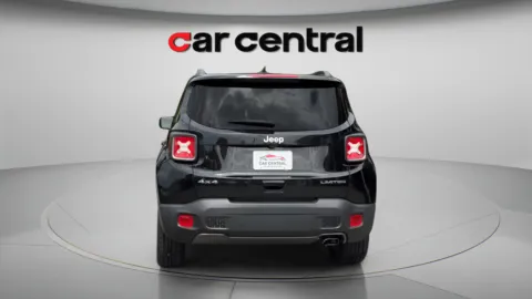 More photos of 2021 Jeep Renegade Limited at Car Central Wallingford, CT