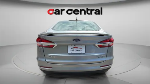 More photos of 2020 Ford Fusion Energi Titanium at Car Central Wallingford, CT
