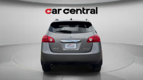 More photos of 2013 Nissan Rogue SV at Car Central Wallingford, CT