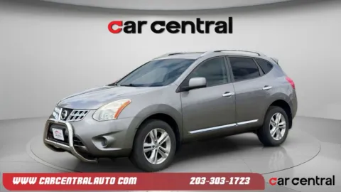 Gray 2013 Nissan Rogue SV for sale in Wallingford, CT