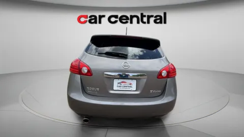 More photos of 2013 Nissan Rogue SV at Car Central Wallingford, CT