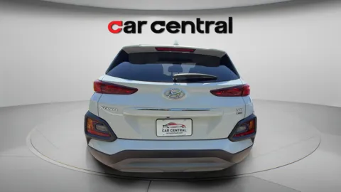 More photos of 2020 Hyundai Kona Limited at Car Central Wallingford, CT