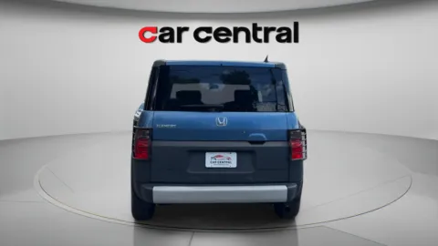 More photos of 2008 Honda Element LX at Car Central Wallingford, CT