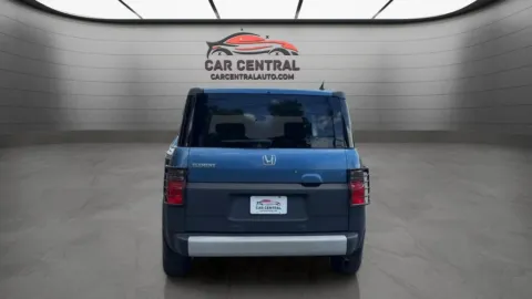 More photos of 2008 Honda Element LX at Car Central Wallingford, CT
