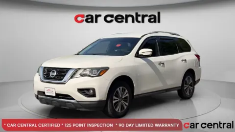 White 2017 Nissan Pathfinder SL for sale in Wallingford, CT