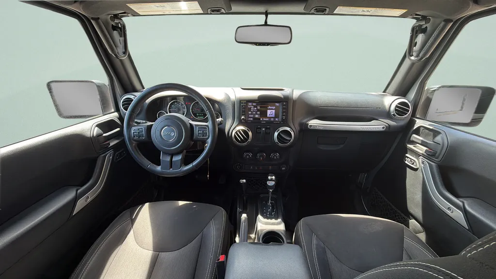 2018 Jeep Wrangler JK Sahara - Photo 14
