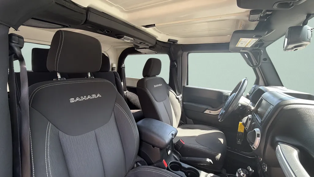 2018 Jeep Wrangler JK Sahara - Photo 29