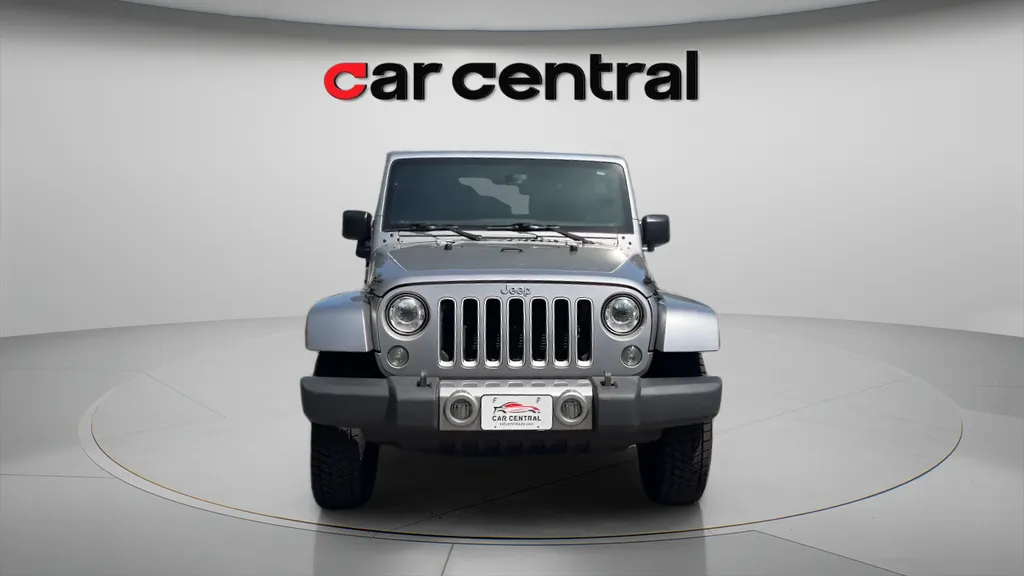 2018 Jeep Wrangler JK Sahara - Photo 9