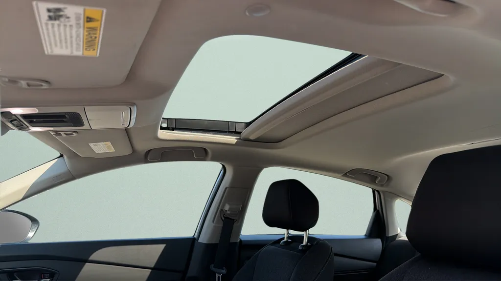 2025 Honda Accord SE - Photo 25