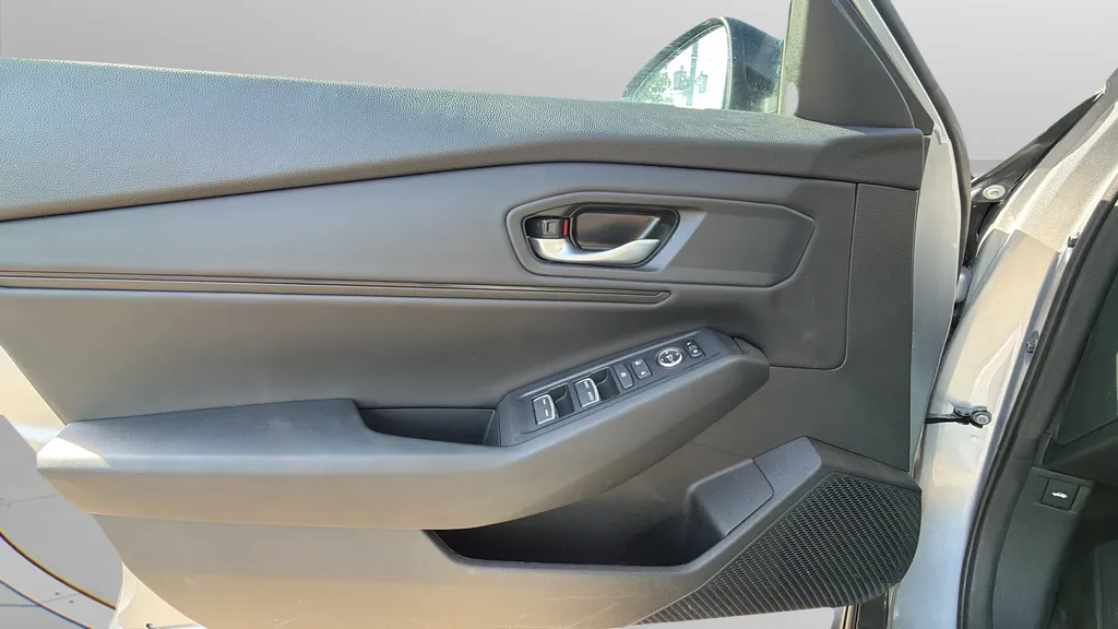 2025 Honda Accord SE - Photo 22