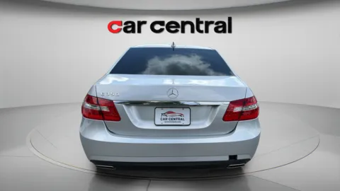 More photos of 2010 Mercedes-Benz E-Class E 350 at Car Central Wallingford, CT