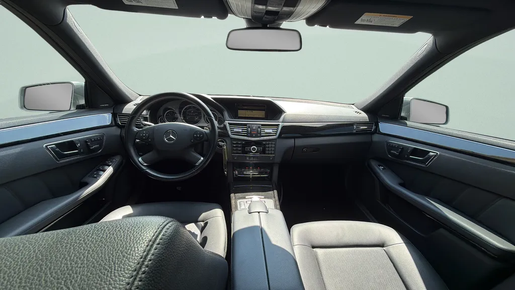 2010 Mercedes-Benz E-Class E350 Luxury - Photo 11