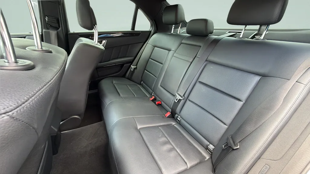 2010 Mercedes-Benz E-Class E350 Luxury - Photo 29