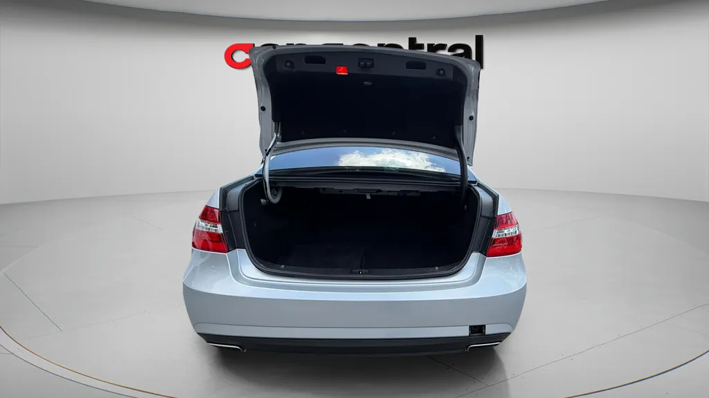 2010 Mercedes-Benz E-Class E350 Luxury - Photo 10