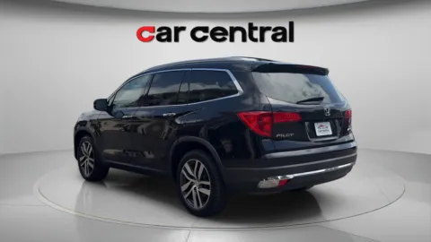 Another view of 2016 Honda Pilot Touring for sale in Wallingford, CT at Car Central Wallingford
