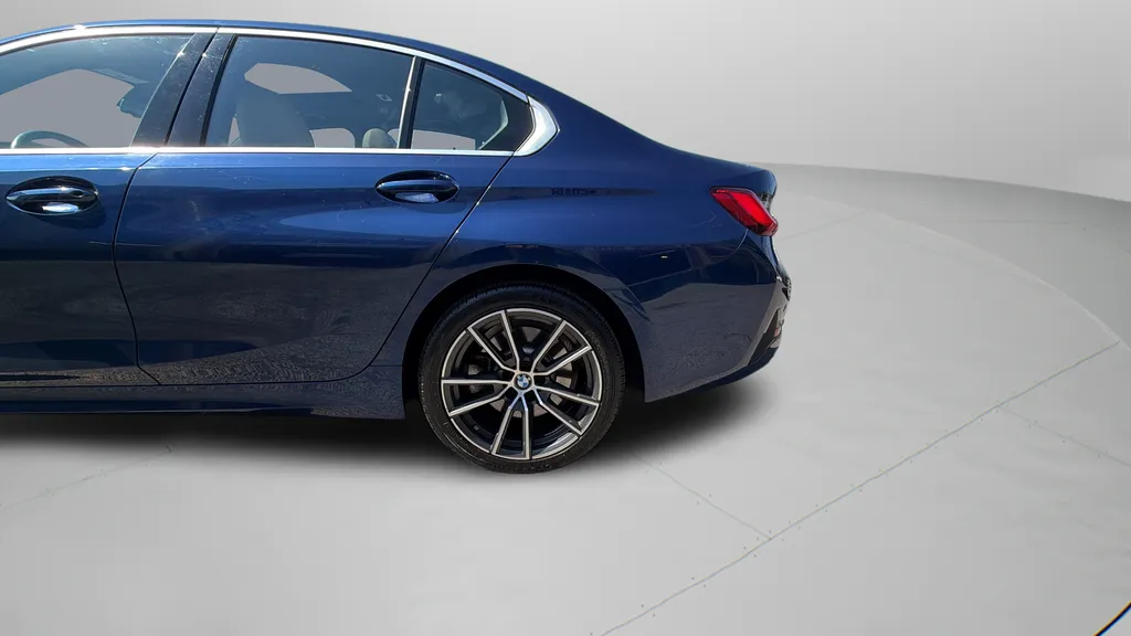 2020 BMW 3 Series 330i - Photo 35