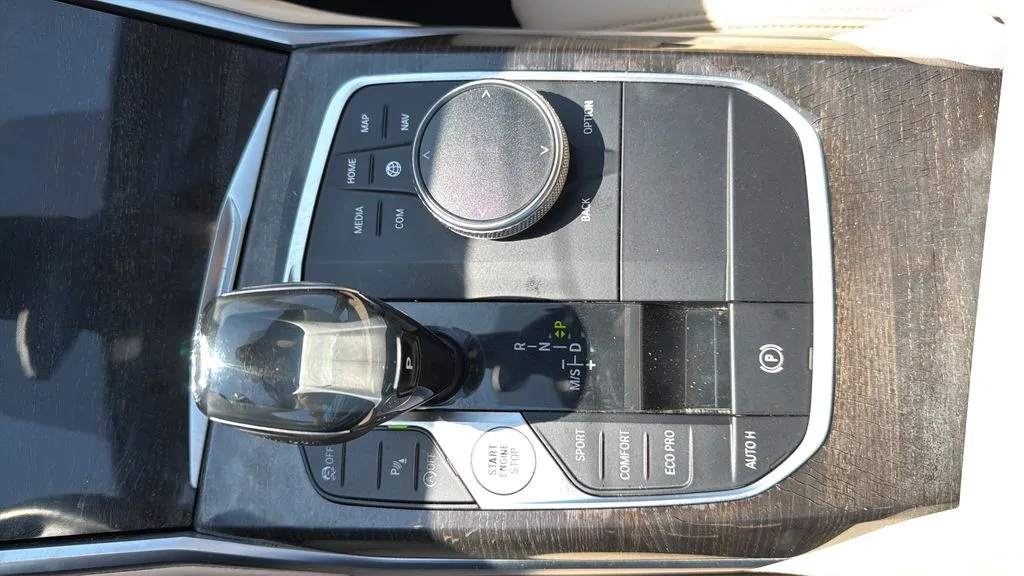 2020 BMW 3 Series 330i - Photo 23