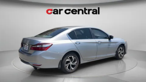 More photos of 2017 Honda Accord LX at Car Central Wallingford, CT
