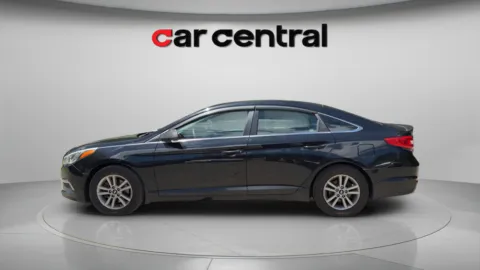 Photos of 2015 Hyundai Sonata SE for sale in Wallingford, CT at Car Central Wallingford
