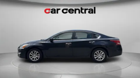 Photos of 2013 Nissan Altima 2.5 S for sale in Wallingford, CT at Car Central Wallingford