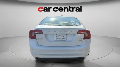 More photos of 2015 Volvo S60 T5 Premier at Car Central Wallingford, CT