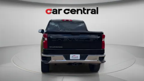 More photos of 2022 Chevrolet Silverado 1500 WT at Car Central Wallingford, CT