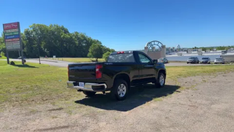 More photos of 2022 Chevrolet Silverado 1500 WT at Car Central Wallingford, CT