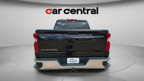 More photos of 2022 Chevrolet Silverado 1500 WT at Car Central Wallingford, CT
