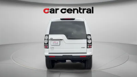 More photos of 2016 Land Rover LR4 HSE at Car Central Wallingford, CT