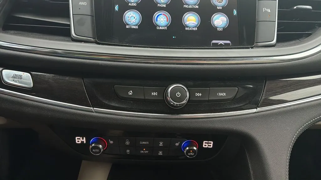 2018 Buick Enclave Essence - Photo 16