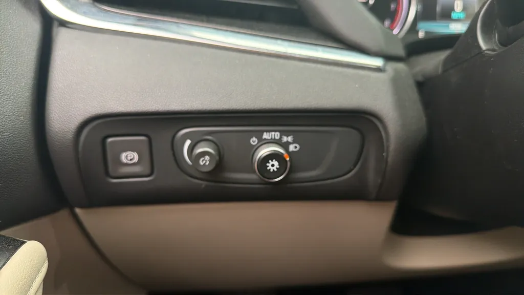 2018 Buick Enclave Essence - Photo 22
